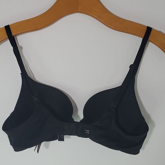 Victoria's Secret Perfect Shape Padded Black Underwire Bra Size 32A - Picture 3 of 10